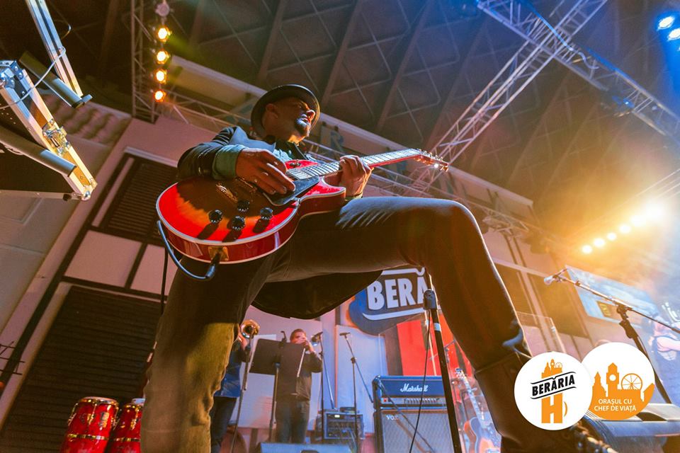 12096126_845543988899568_7757192640341131161_n